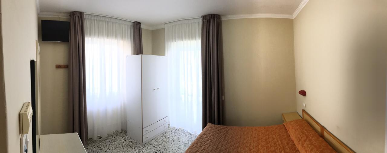 Hotel Sirena كاستيلاباتي المظهر الخارجي الصورة