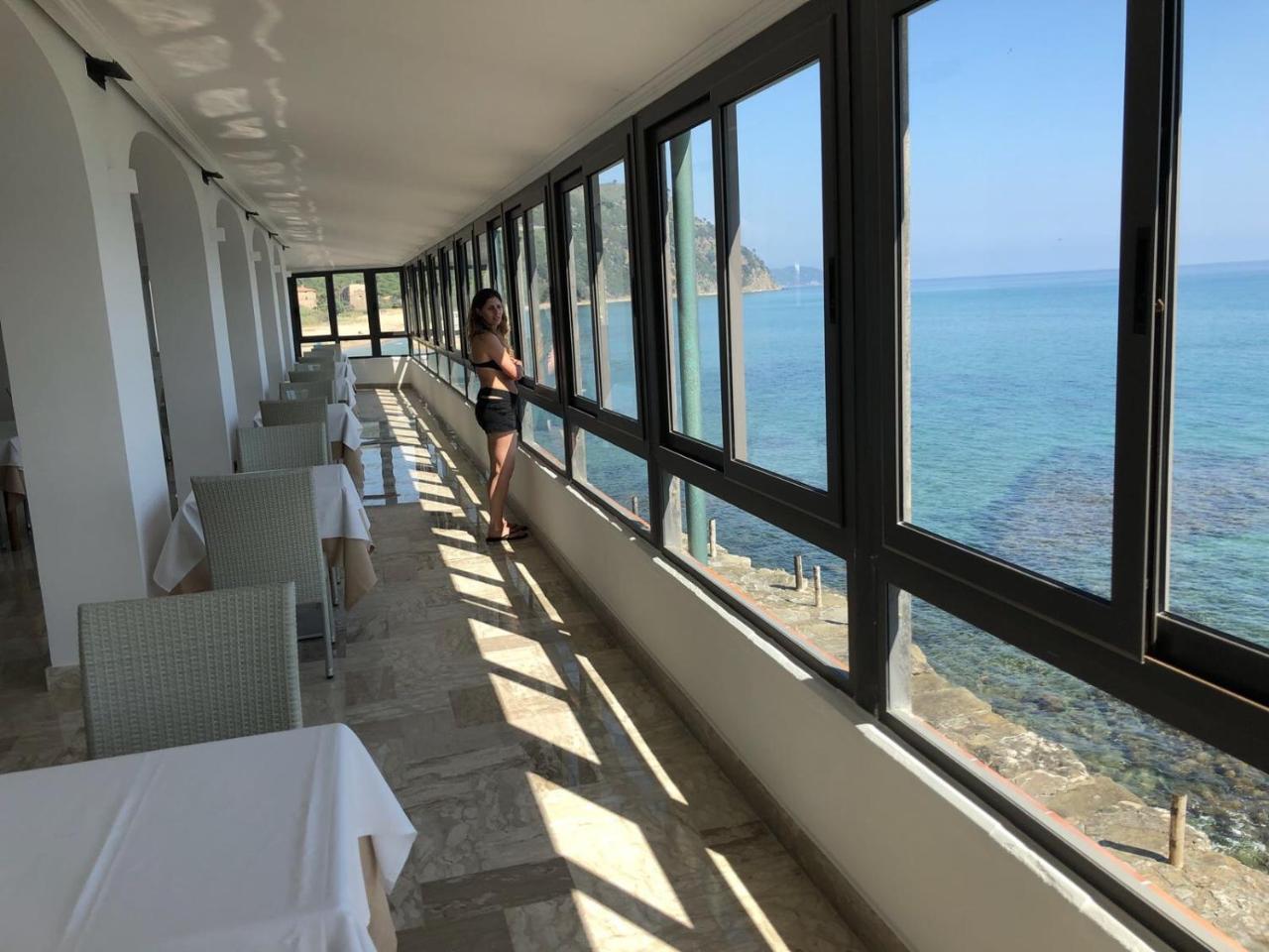 Hotel Sirena كاستيلاباتي المظهر الخارجي الصورة